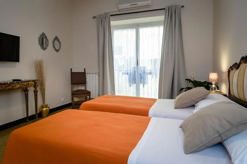 B&B I Portici Di Sottoripa Genoa Bed & Breakfast