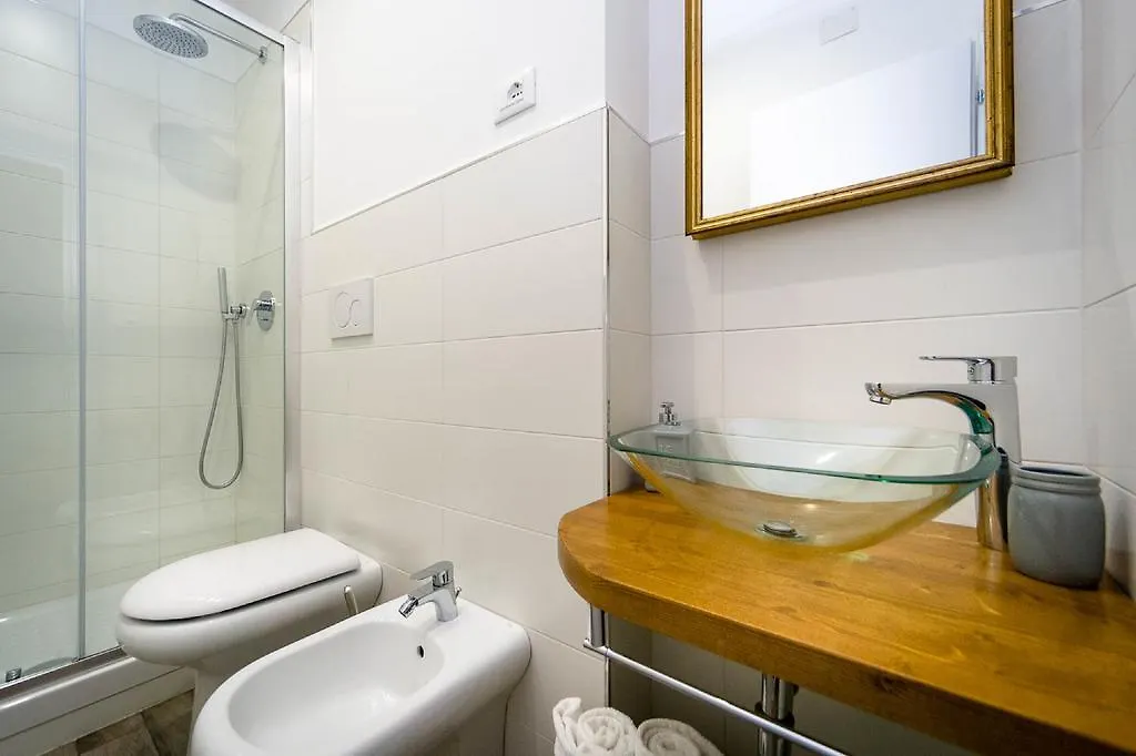 B&B I Portici Di Sottoripa Genoa Italy